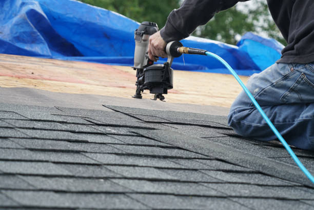 Best Emergency Roof Repair  in Carthage, IL